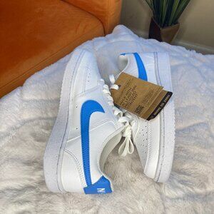 Nike Women's Court Vision Low